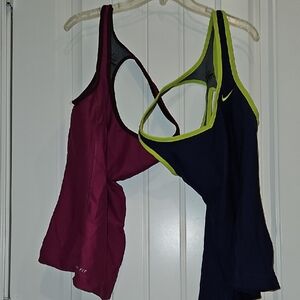 Nike Women's Sports Bras - Burgundy and Navy